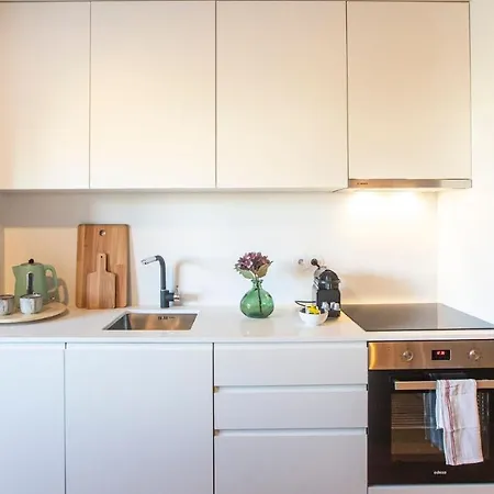 Apartment Stylish W/ Ac & Balcony By Lovelystay Porto