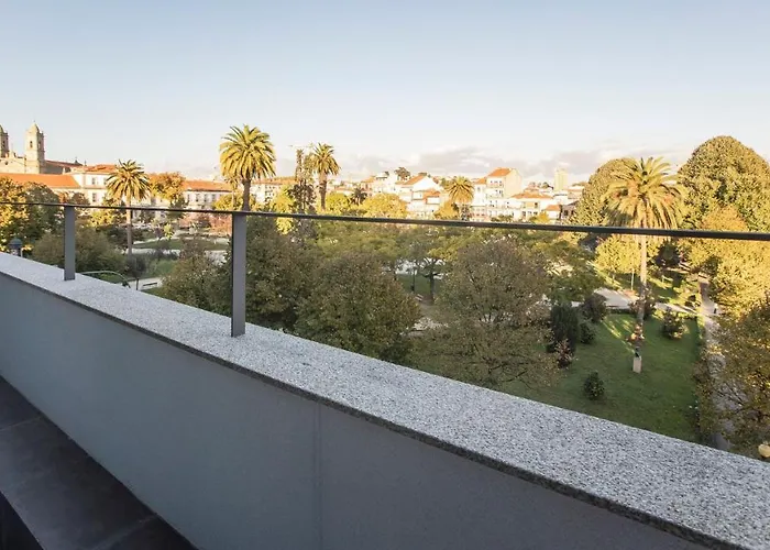 Stylish W/ Ac & Balcony By Lovelystay Porto