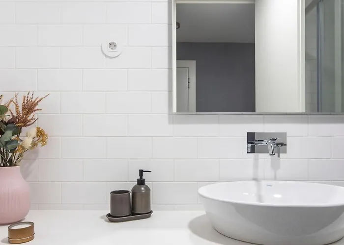 Apartament Stylish W/ Ac & Balcony By Lovelystay Porto