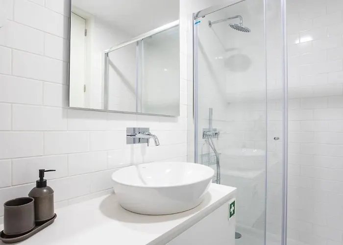 Stylish W/ Ac & Balcony By Lovelystay Porto