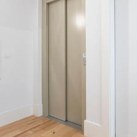 Appartement Stylish W/ Ac & Balcony By Lovelystay *