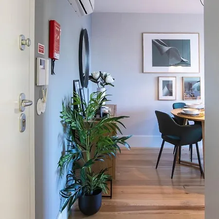 Appartement Stylish W/ Ac & Balcony By Lovelystay Porto